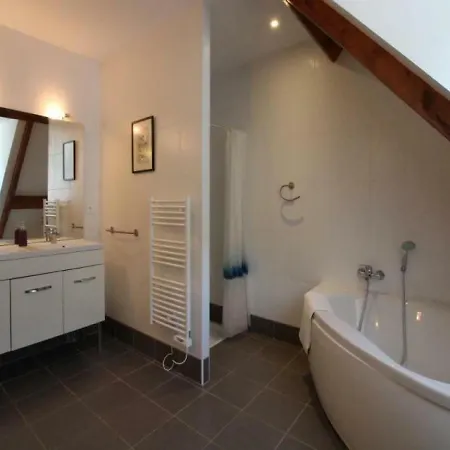 House Les 3 Petites Collines * Bedous